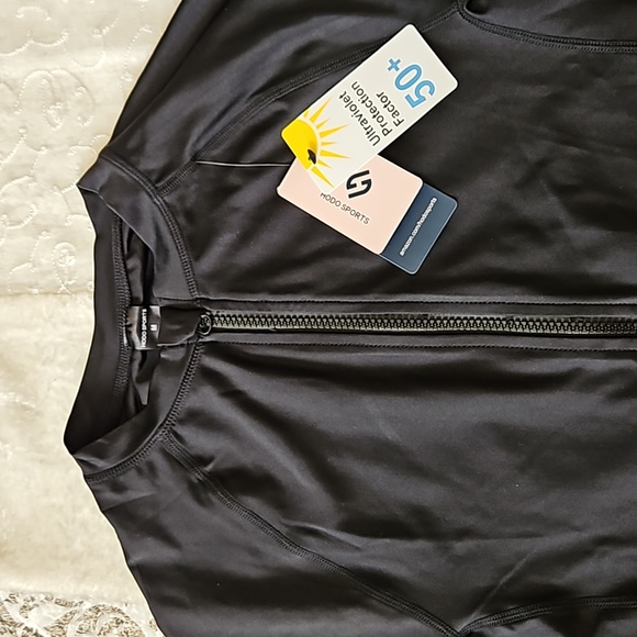 Hodo Sports UPF 50+ Full-Zip Long Sleeve - Picture 2 of 8